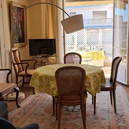 Apartment Le California T3