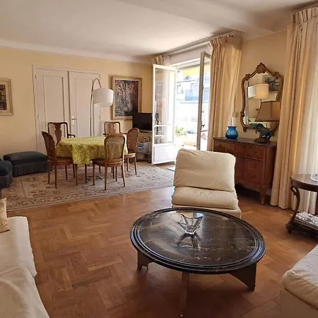 Apartment Le California T3 *