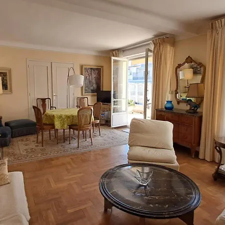 Le California T3 Apartament *